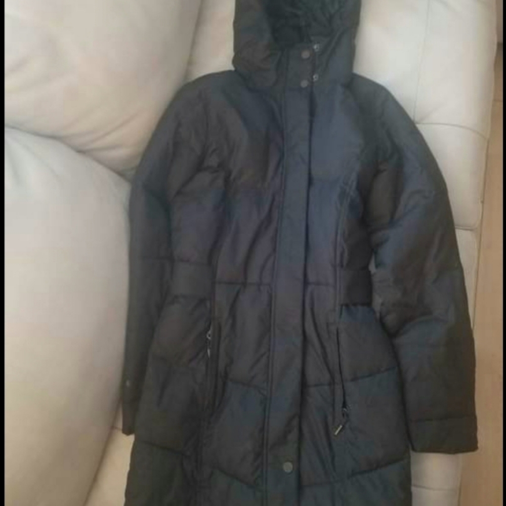 Coats - Picture 2 of 6